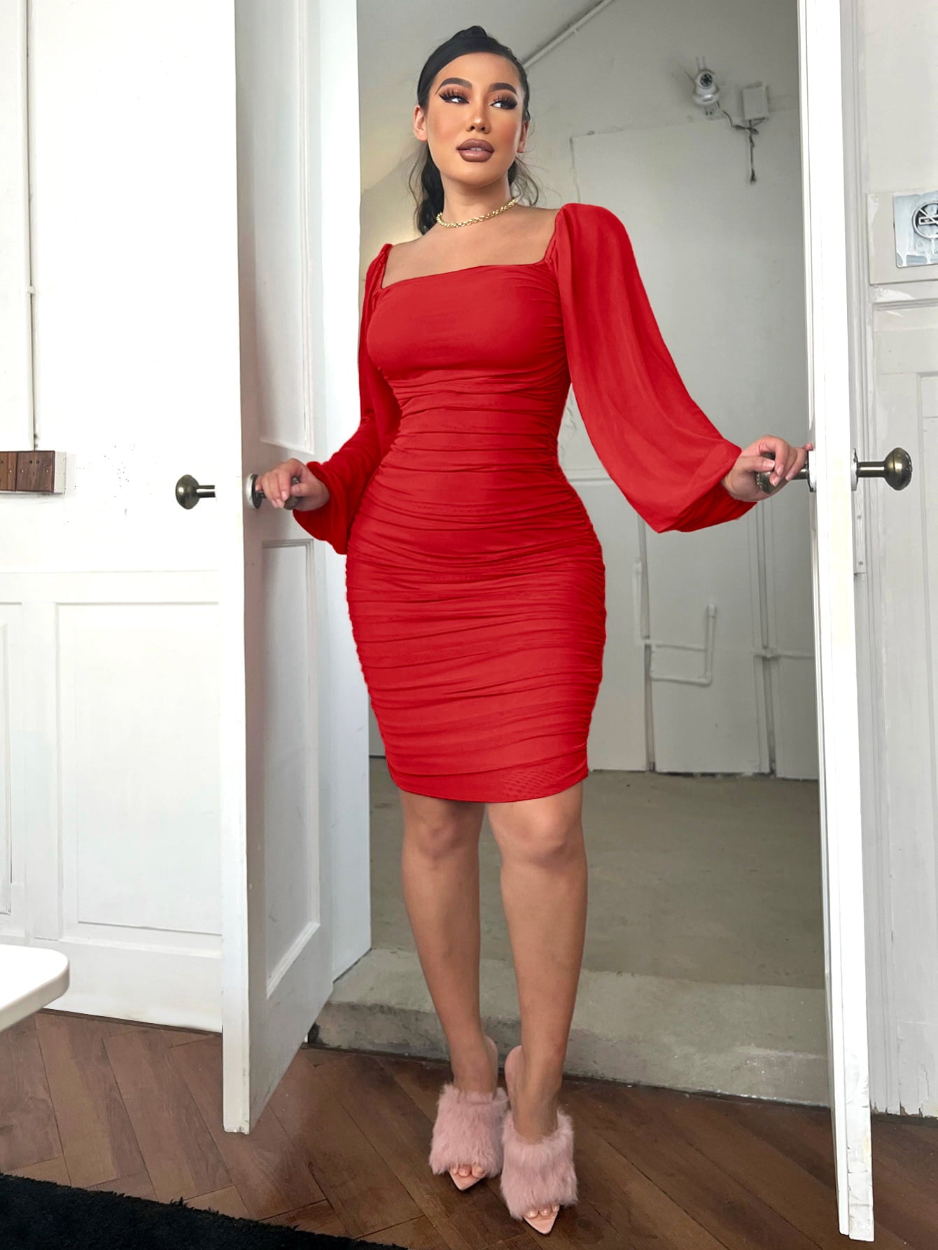 Elegant Zip-Back Ruched Bodycon Dress styling