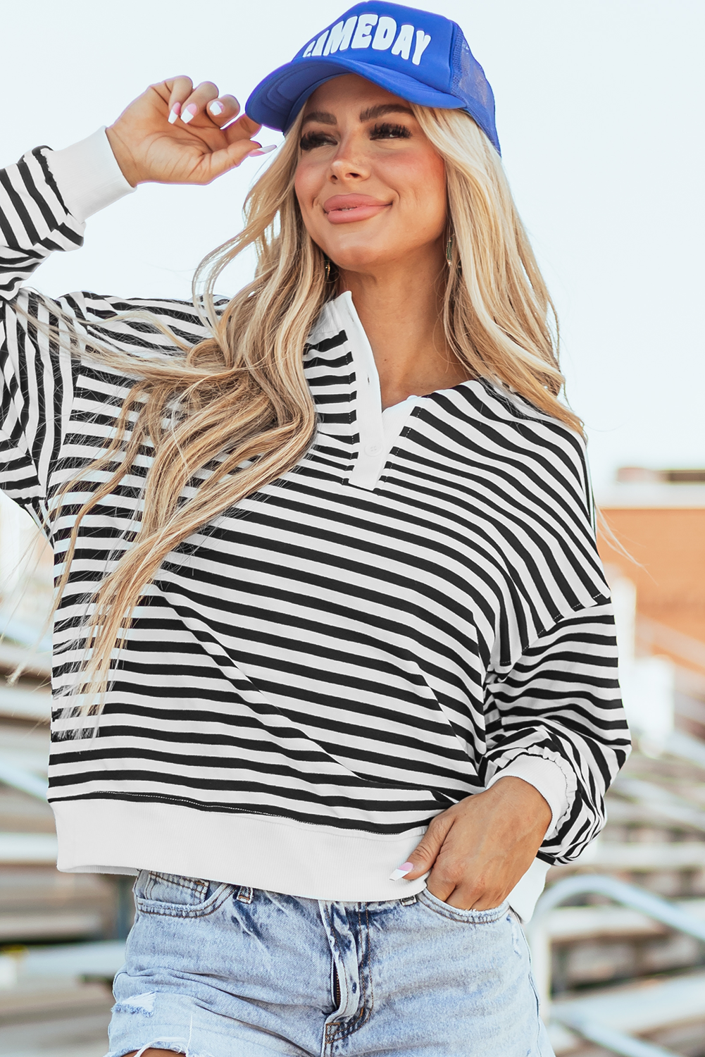  Striped Oversized Sweatshirt with Button Details and Crew Neck