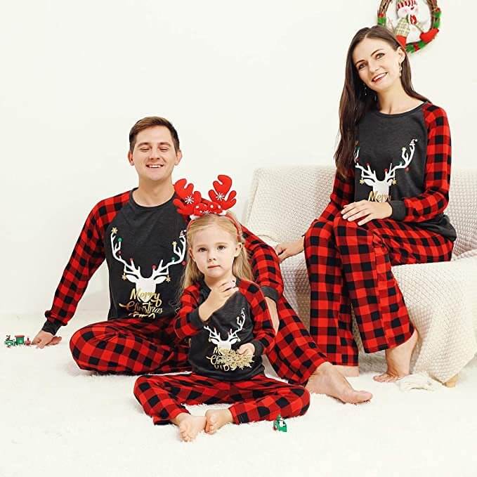 Family Cartoon Pajama Set for Cozy Home Style