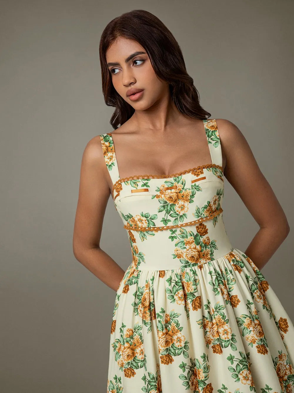 Lace Trim Floral Sleeveless Midi Dress side detail