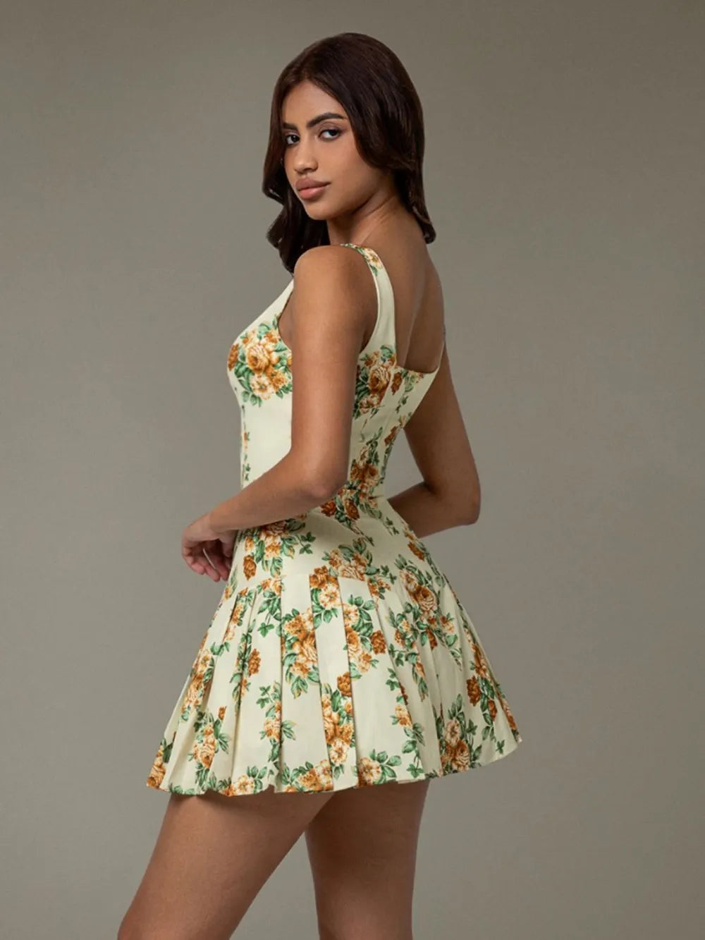  Floral Sleeveless Mini Pleated Dress Elegant Summer Look