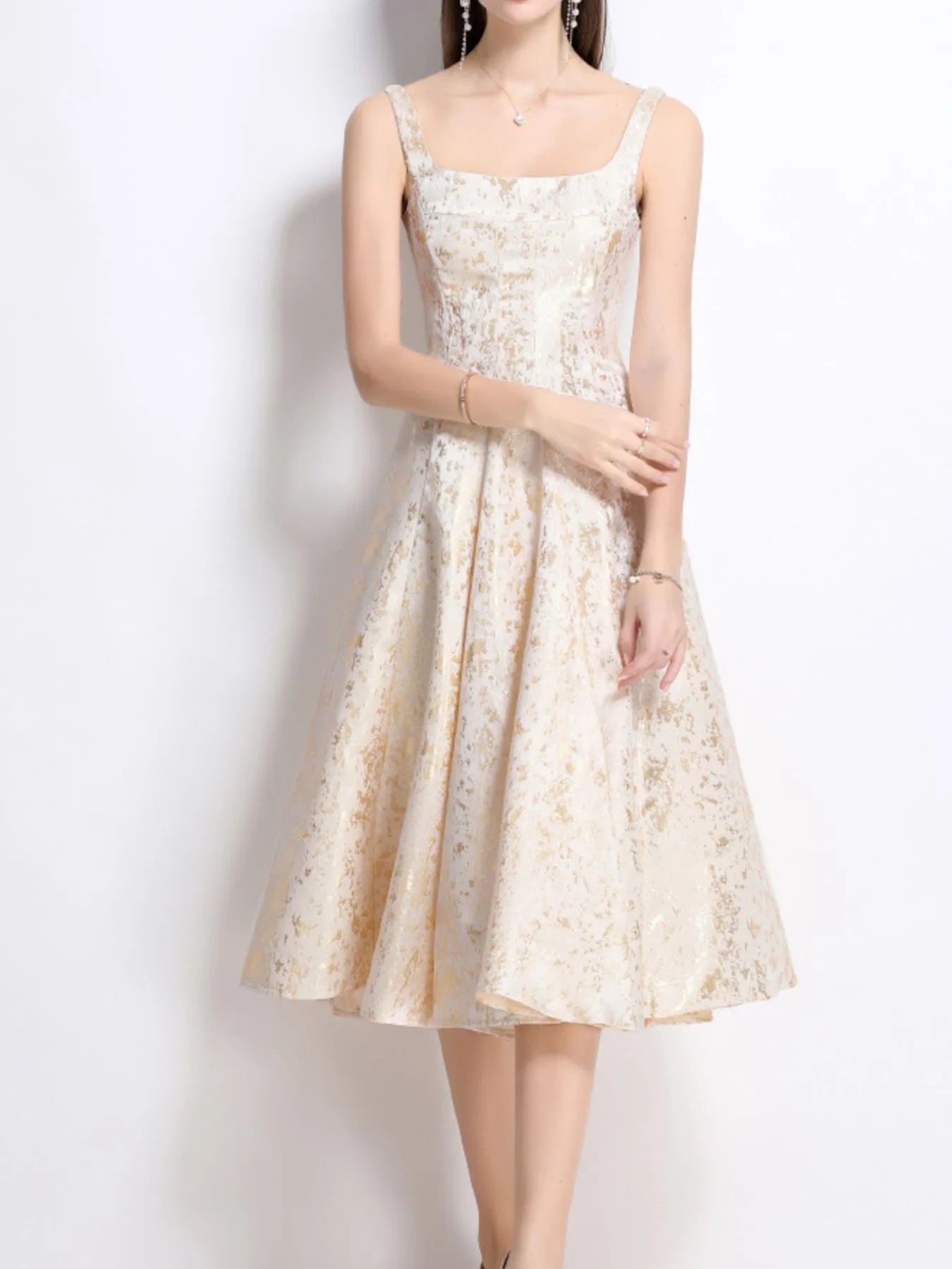 Floral A-Line Sleeveless Midi Dress outfit inspiration