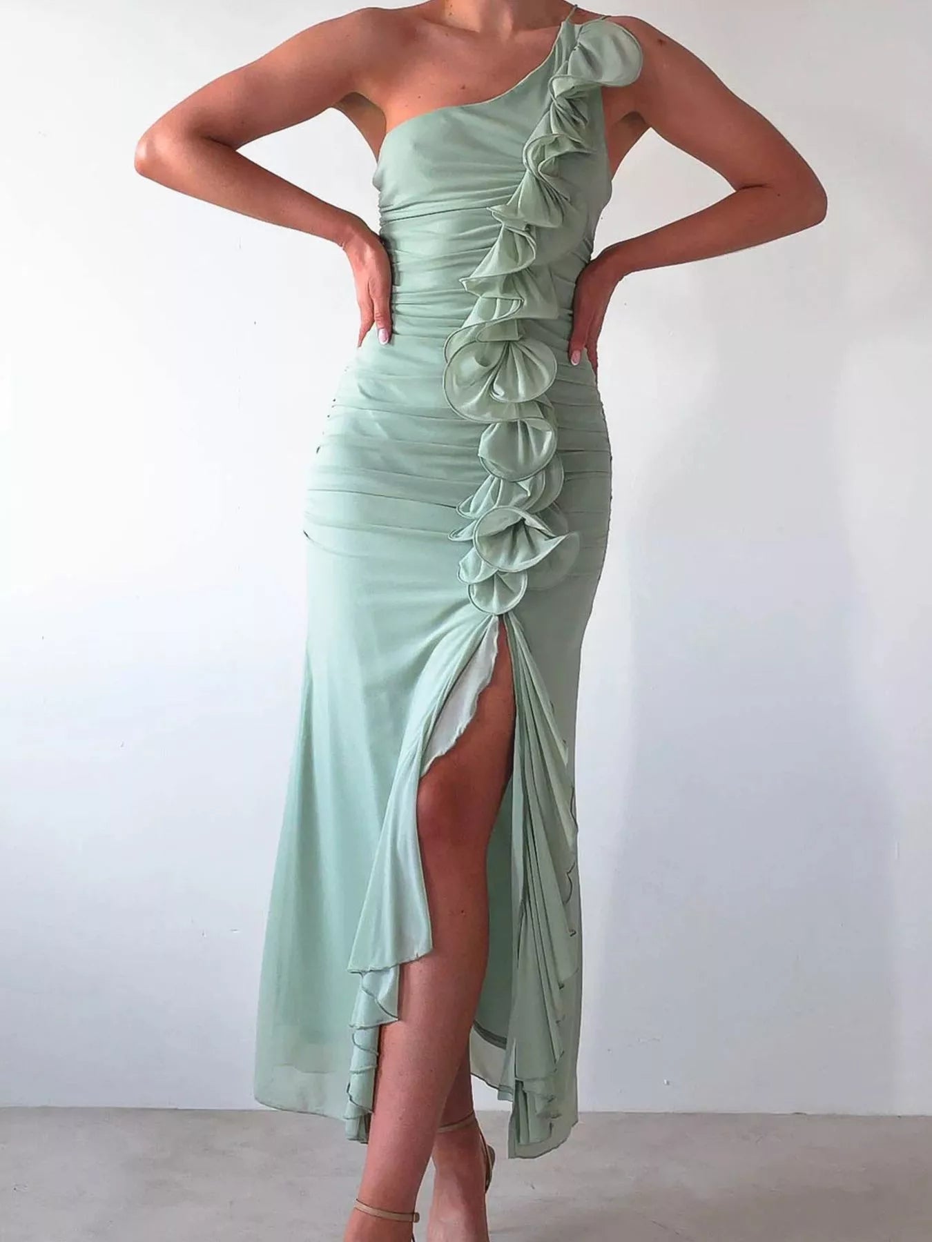 Elegant One-Shoulder Ruffle Slit Dress styling