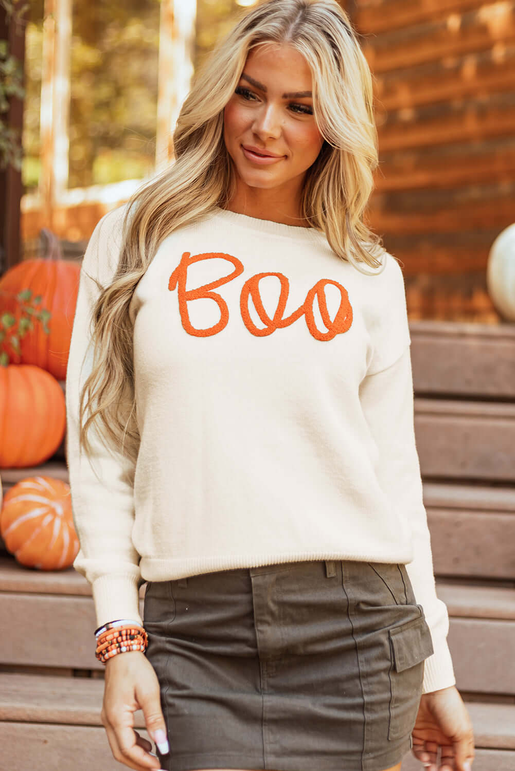  Boo Letter Pattern Sweater with Ribbed Edges and Crew Neck