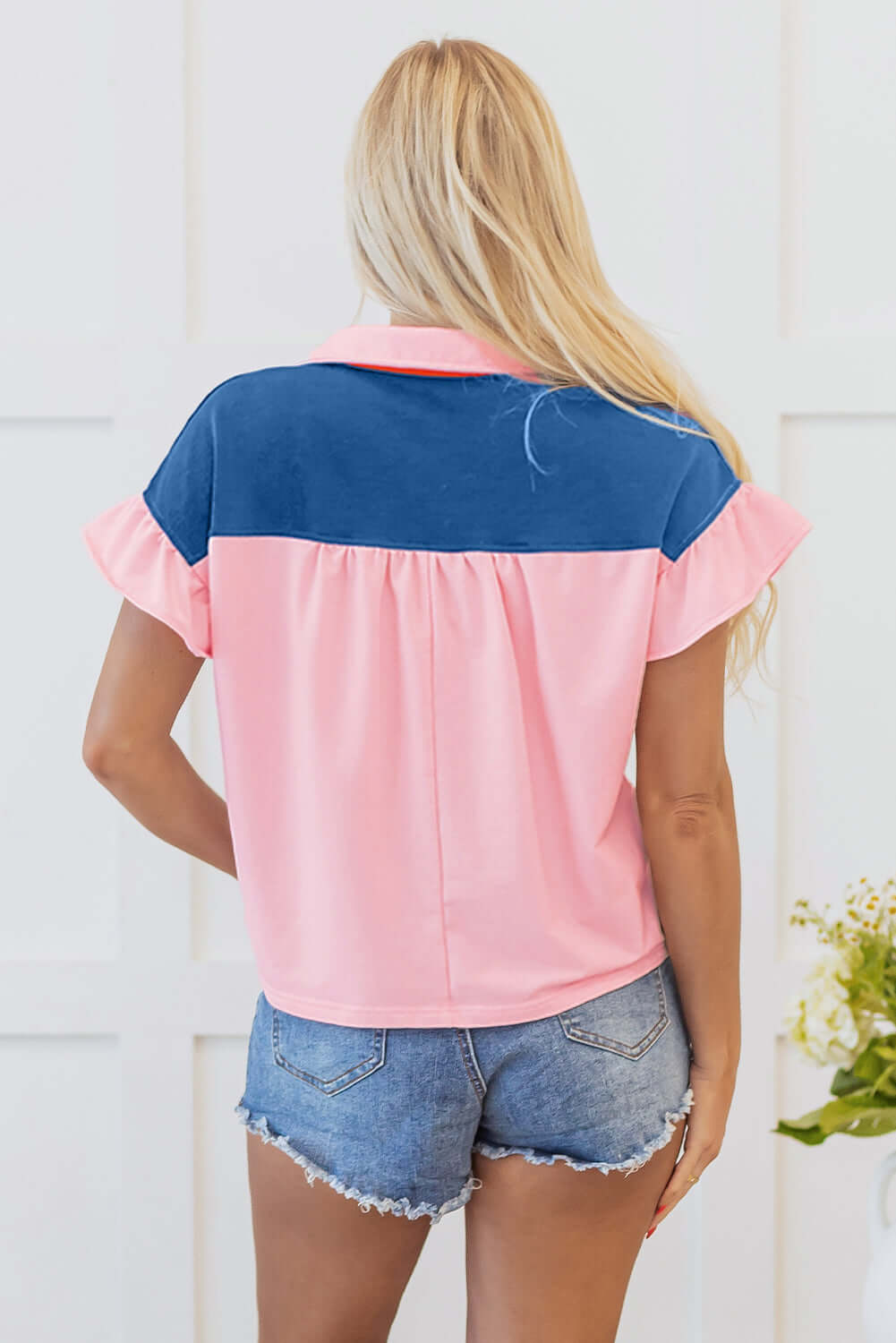 Buttoned Color Block Ruffle Sleeve Top - Modern and Playful Style