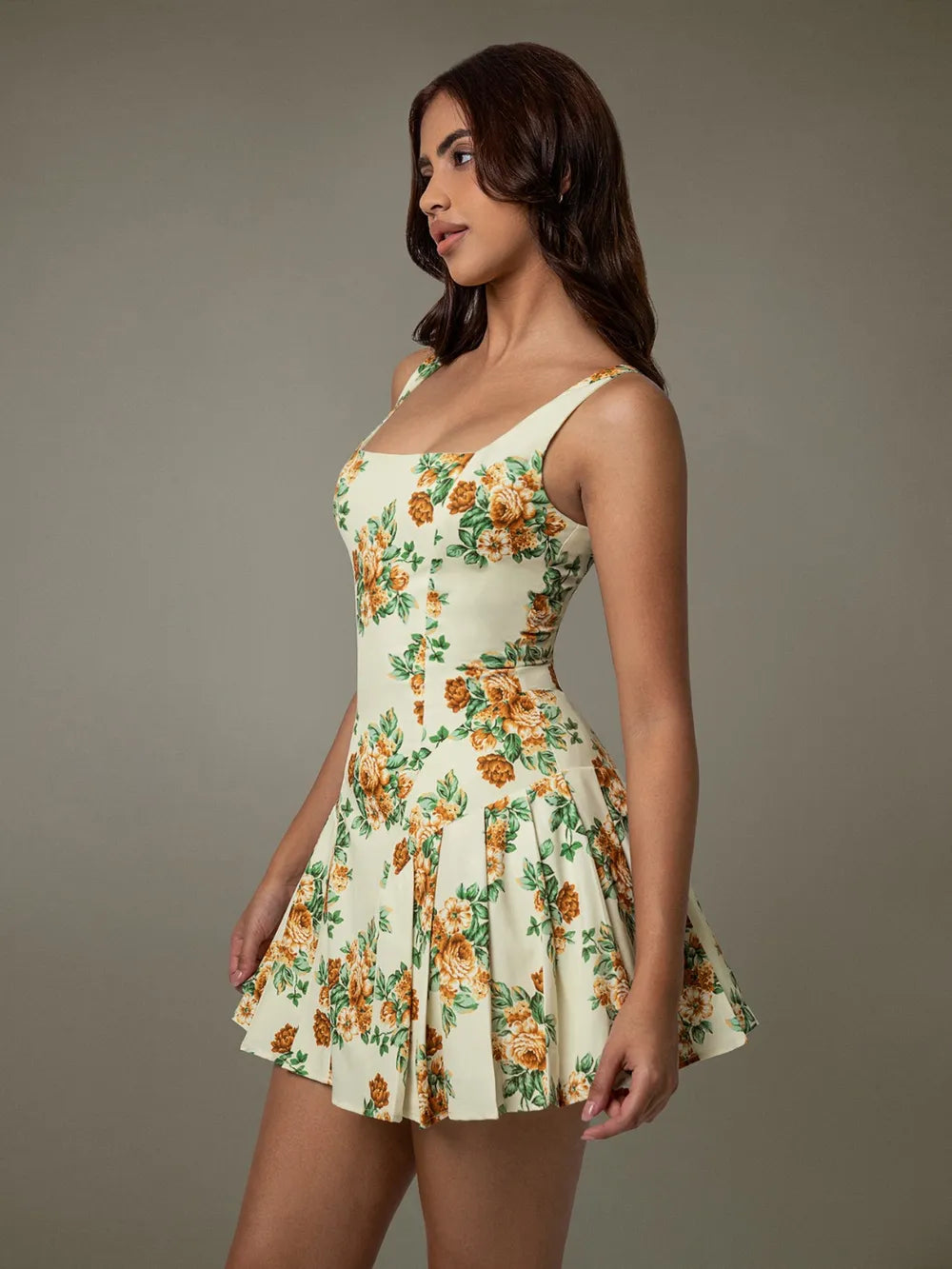  Floral Sleeveless Mini Pleated Dress Elegant Summer Look