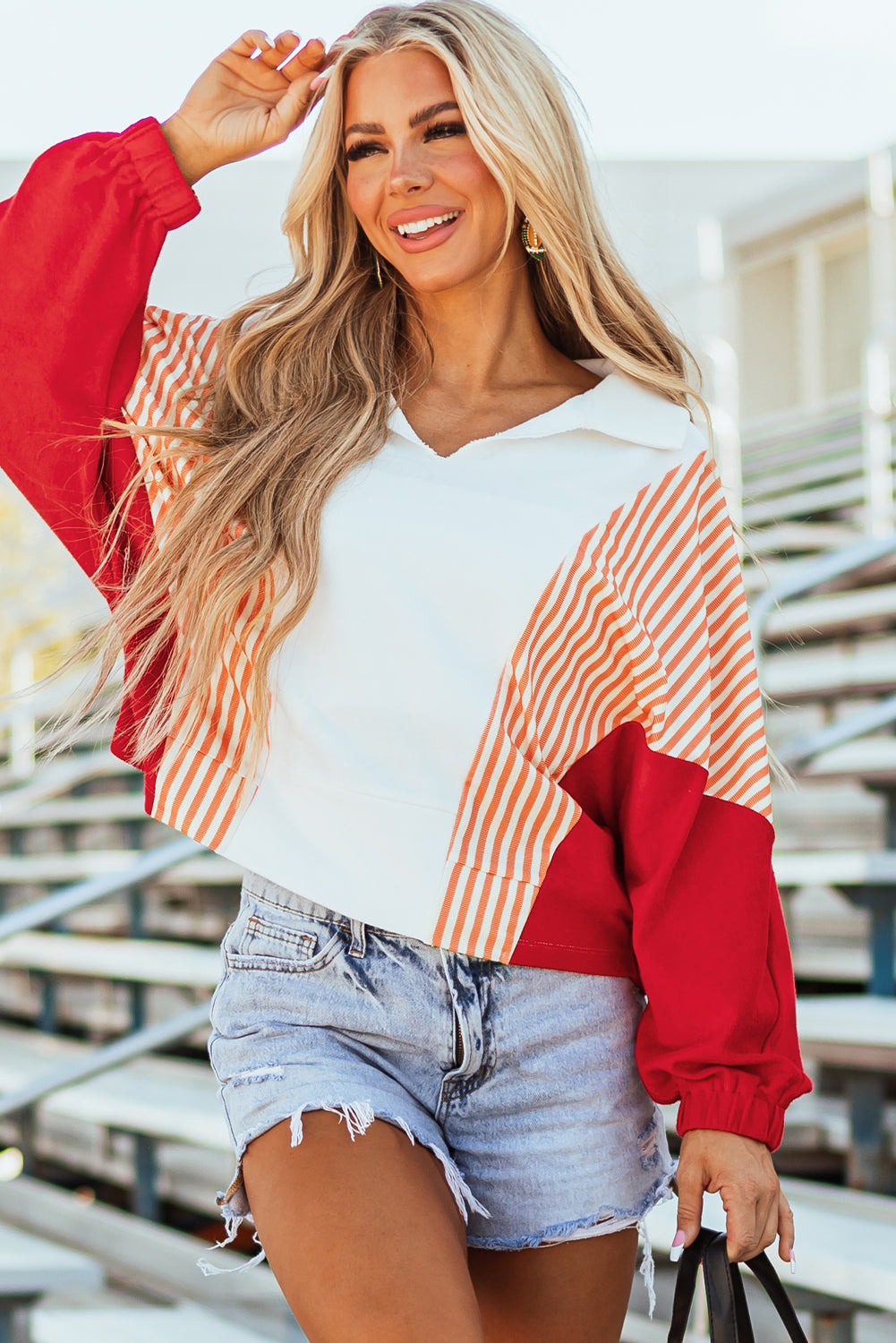 Striped Oversized Sweatshirt - Sporty and Colorful Style